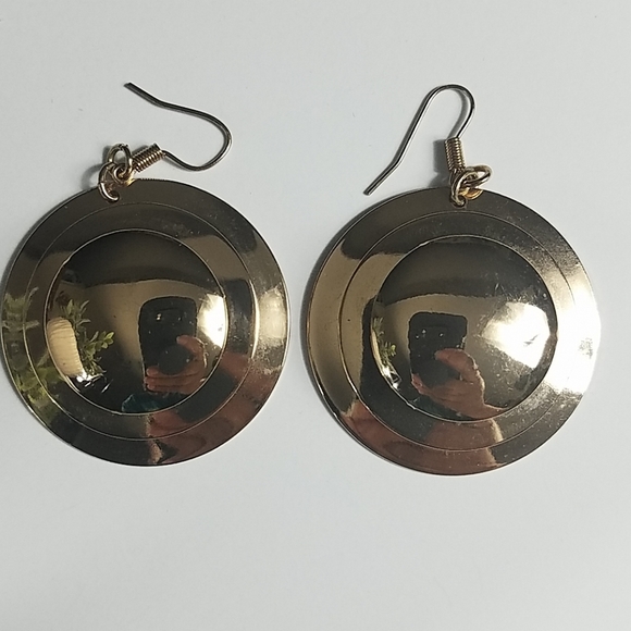 None Jewelry - Vintage Fashion Jewelry, goldtone round pierced earrings